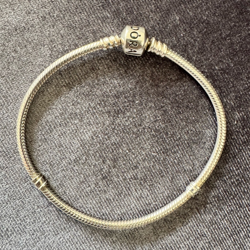 Pandora Moments Barrel Clasp Snake Chain Bracelet Size 7.5 Color Sterling Silver